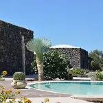 Dammusi & Relax Tatil Evi