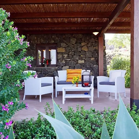 Dammusi & Relax * Pantelleria