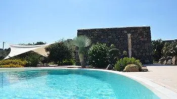 Dammusi & Relax Feriehus Pantelleria